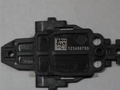 光纖打標應用實例-汽車、手機部件打二維碼